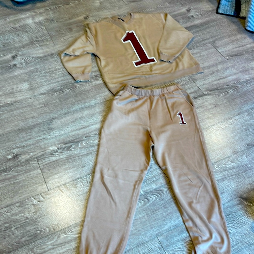 Zara sweatsuit
